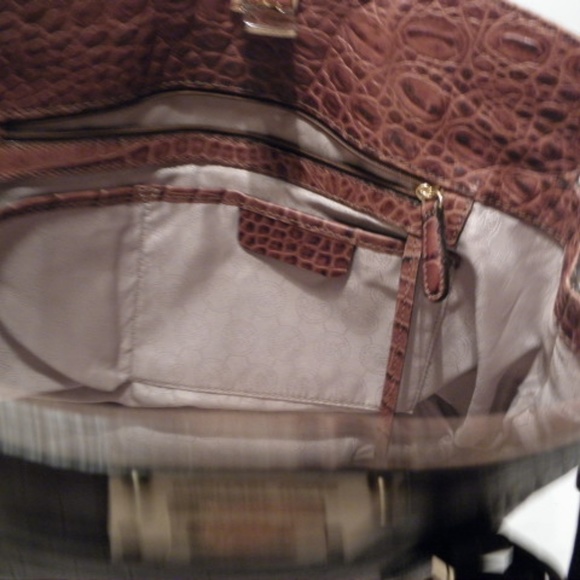 Michael Kors Astrid Brown Croc Leather Lg. Satchel - Picture 4 of 8